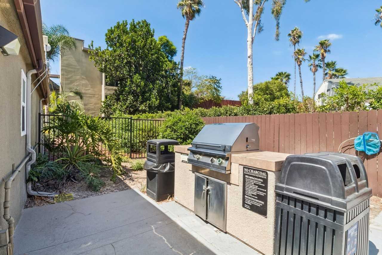 Penthouse Apartments | Free Garage Parking | New Specials - Photo 3 of 50