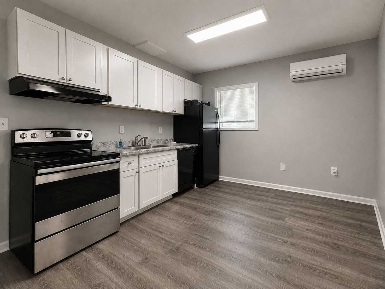 Vesta Avenue Apartments - Photo 4 of 33