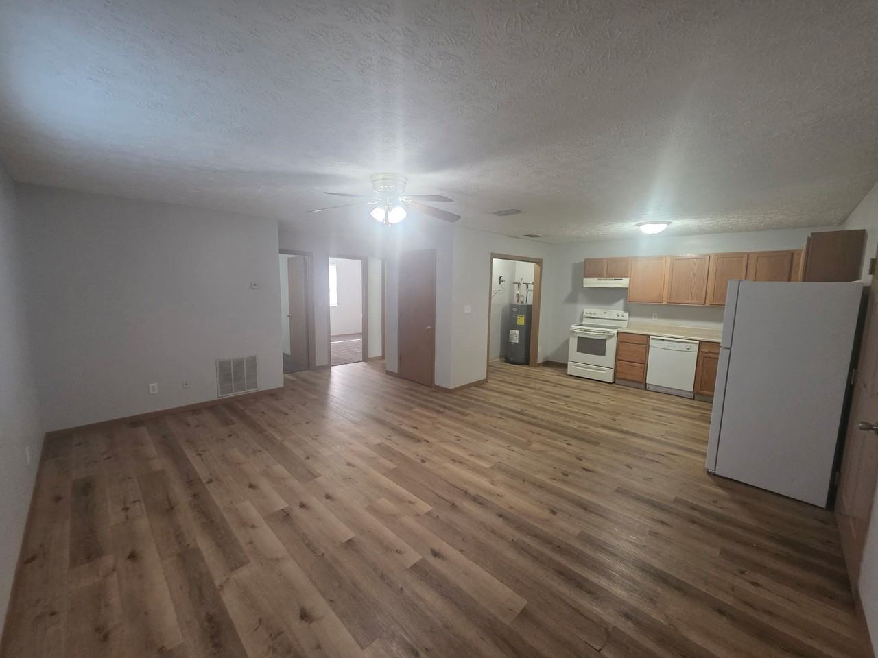 3850 North 25th Street - Photo 2 of 6