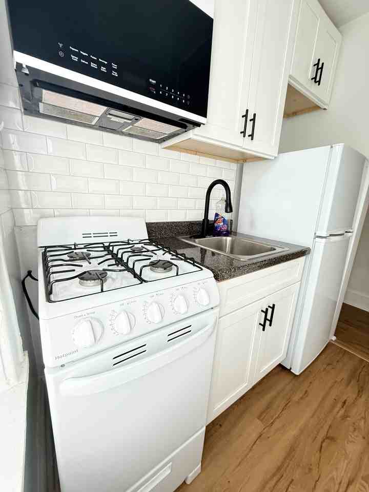 98 Harding WP LLC: - Photo 2 of 6