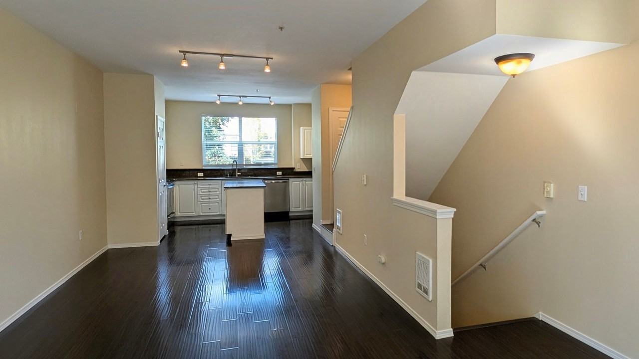 3116 164th St Sw - Photo 2 of 19