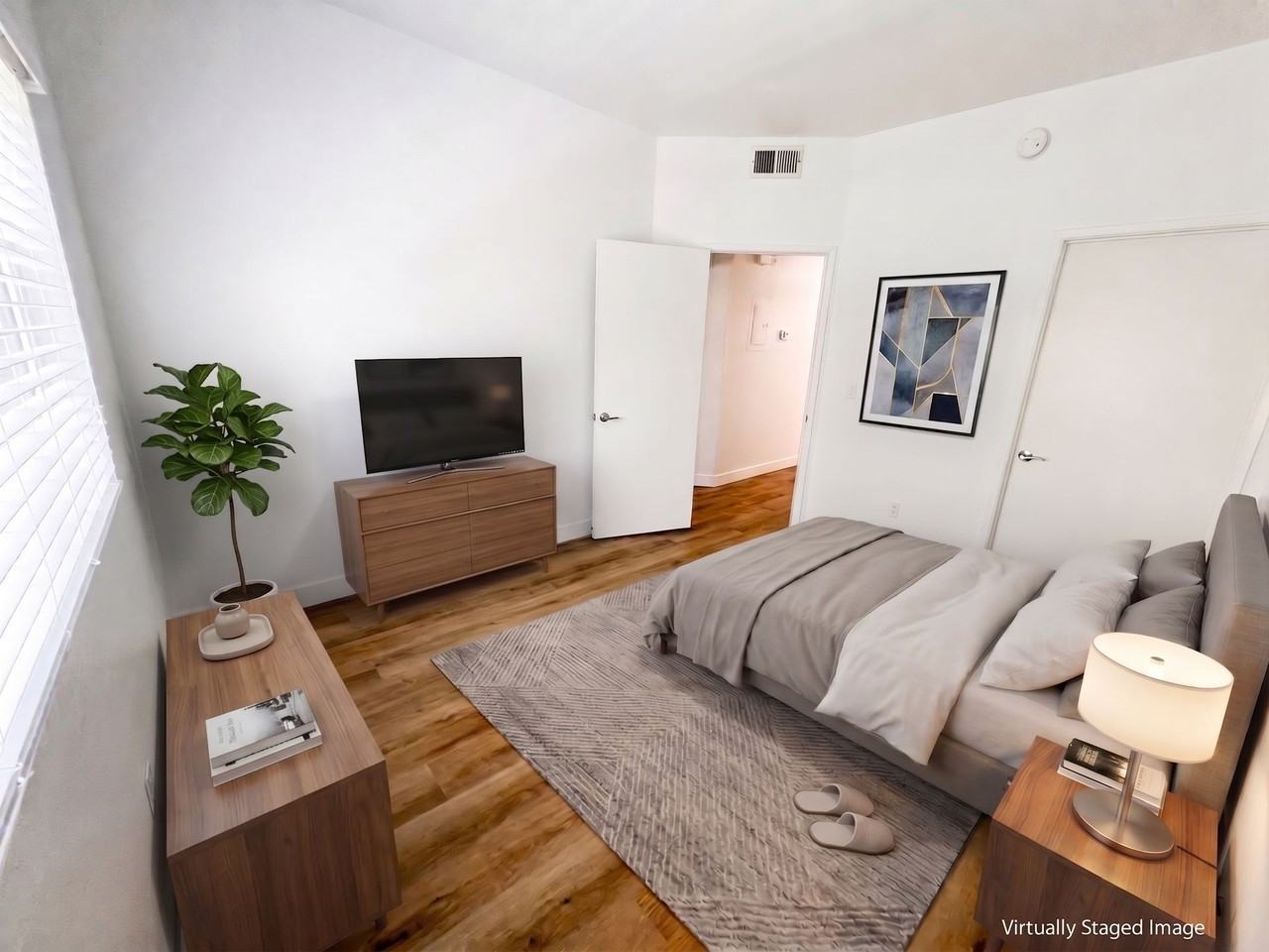 Benefit Apartments - Photo 3 of 13