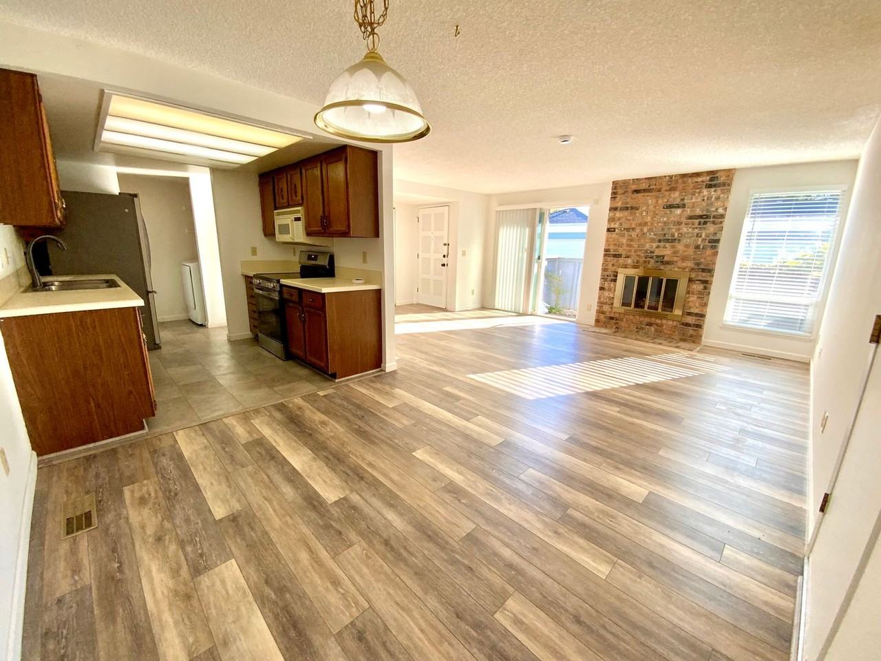 8628 Onyx Dr Sw #A - Photo 5 of 19