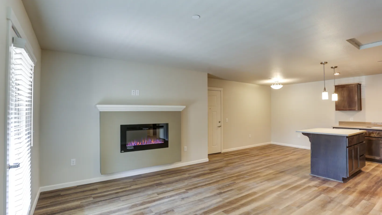 Waterside Apartments - Photo 4 of 50