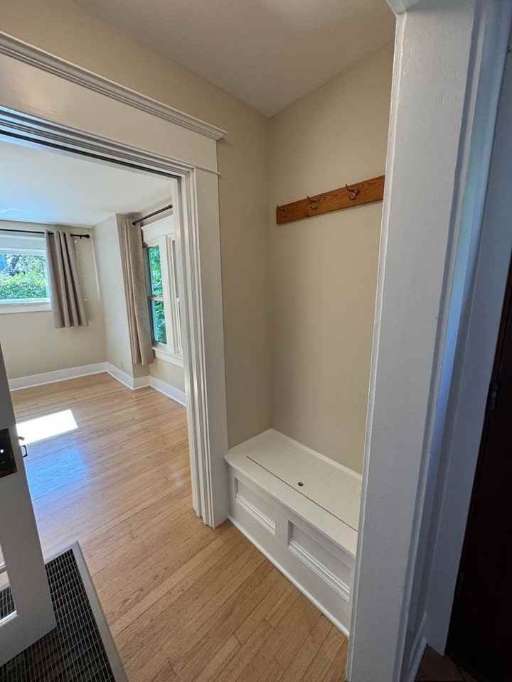 227 Sw 7th St - Photo 6 of 30