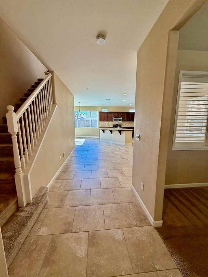 2404 Chardonnay Pl - Photo 3 of 41