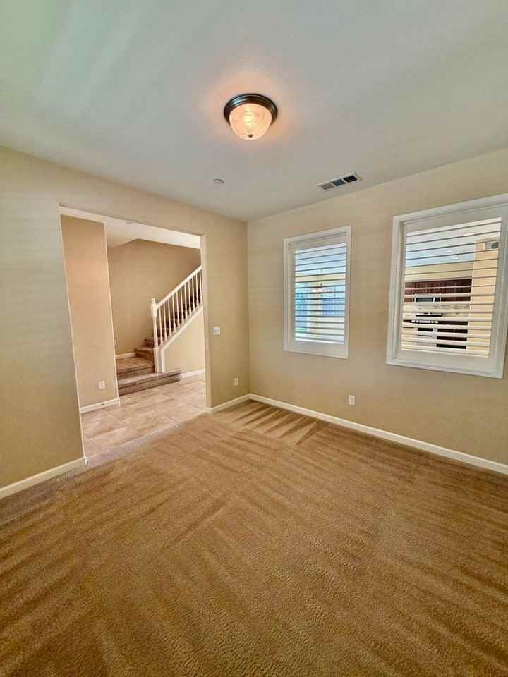 2404 Chardonnay Pl - Photo 5 of 41