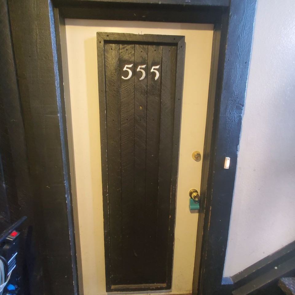 500 Building Monterey Apartments - Photo 2 of 10