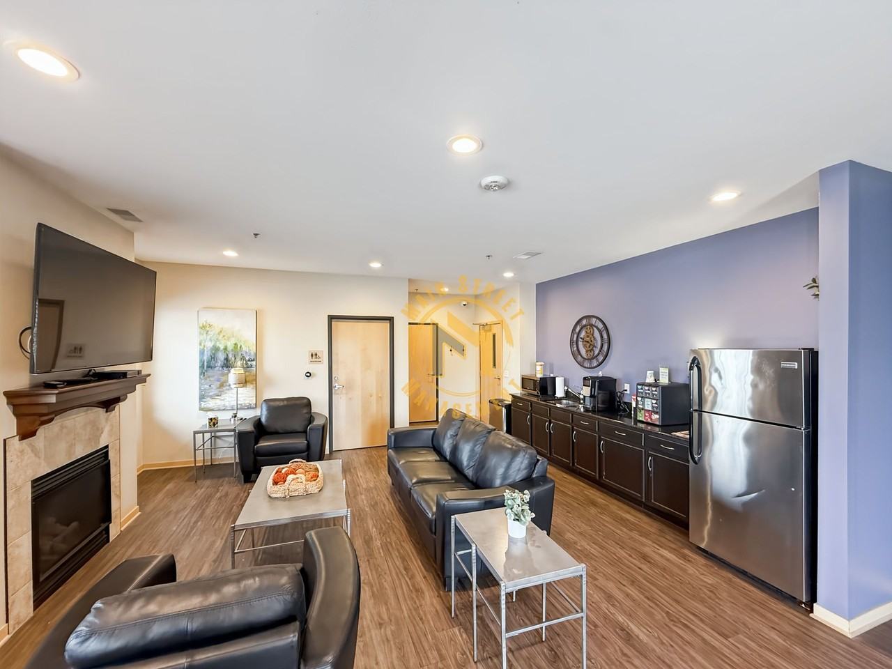 CityDeck Landing (CDL) - Photo 6 of 50