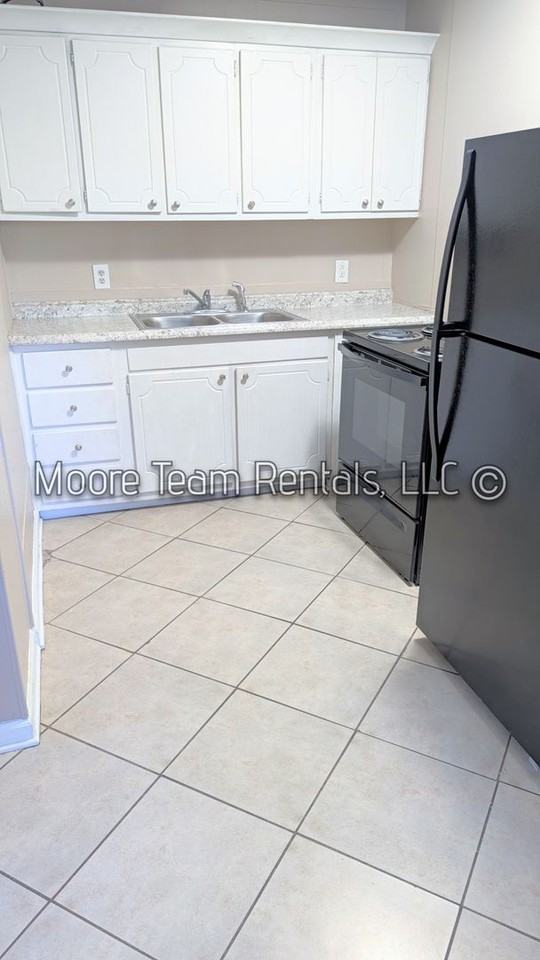Hendersonville Heights Apts 506 - Photo 3 of 9