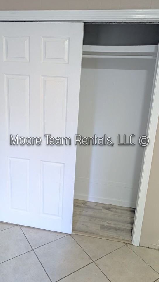 Hendersonville Heights Apts 506 - Photo 7 of 9