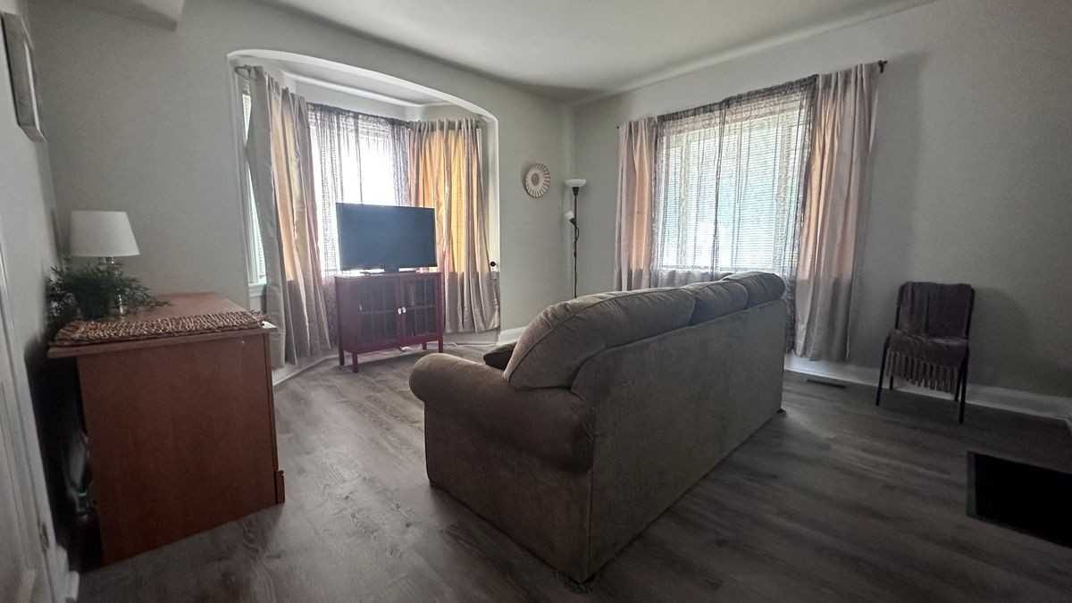 101 Denison St - Photo 7 of 7