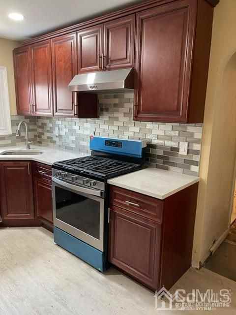 291 Grove St - Photo 3 of 13