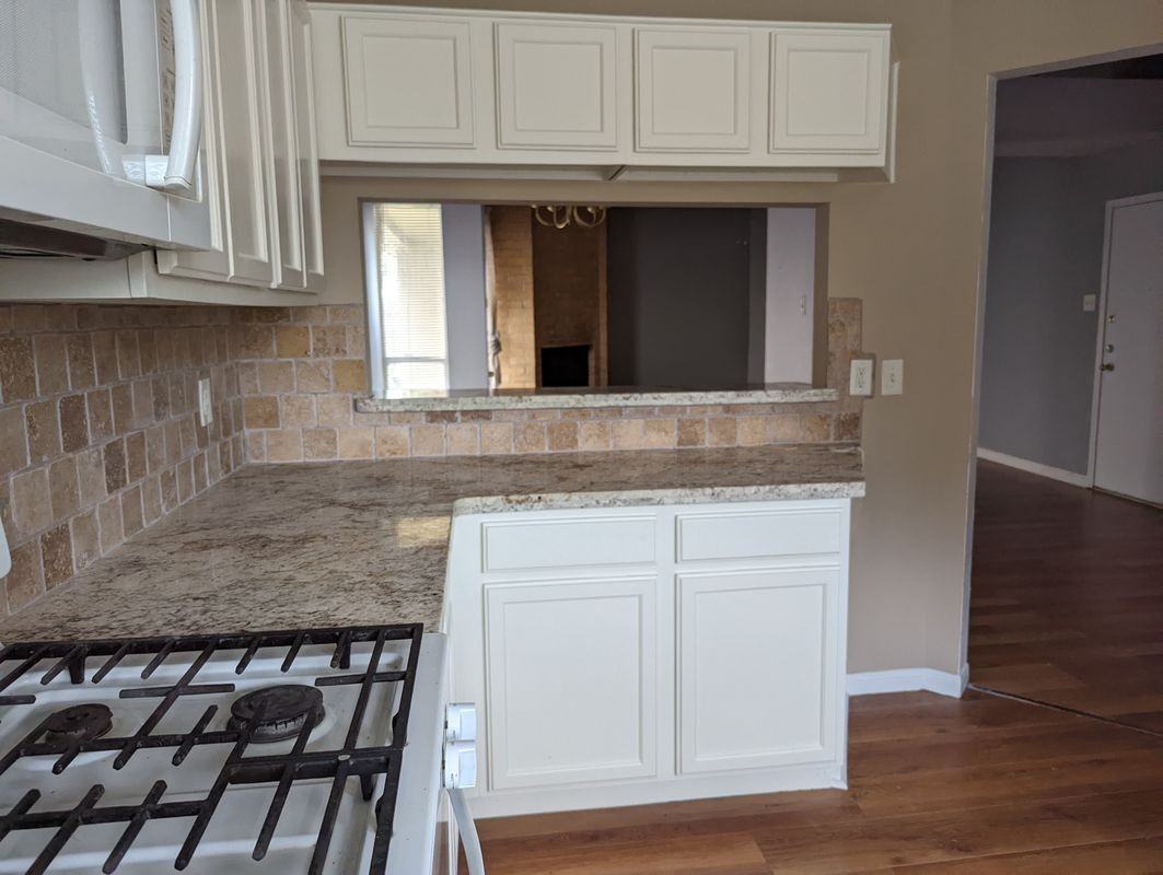 16158 Canaridge Dr - Photo 3 of 14