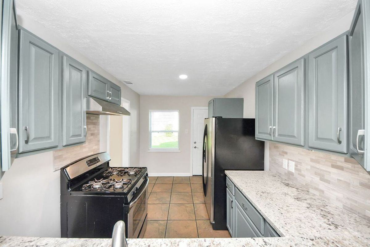 2919 Elser St - Photo 5 of 12