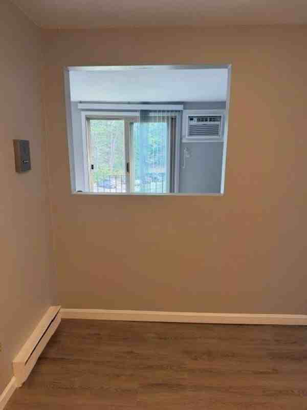110 English Village Rd ##302 - Photo 7 of 34