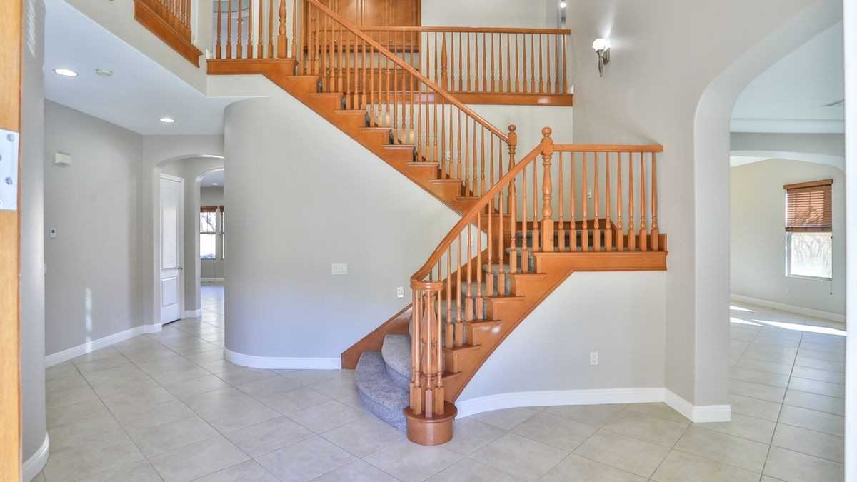 8134 Sunset Rose Dr - Photo 2 of 12