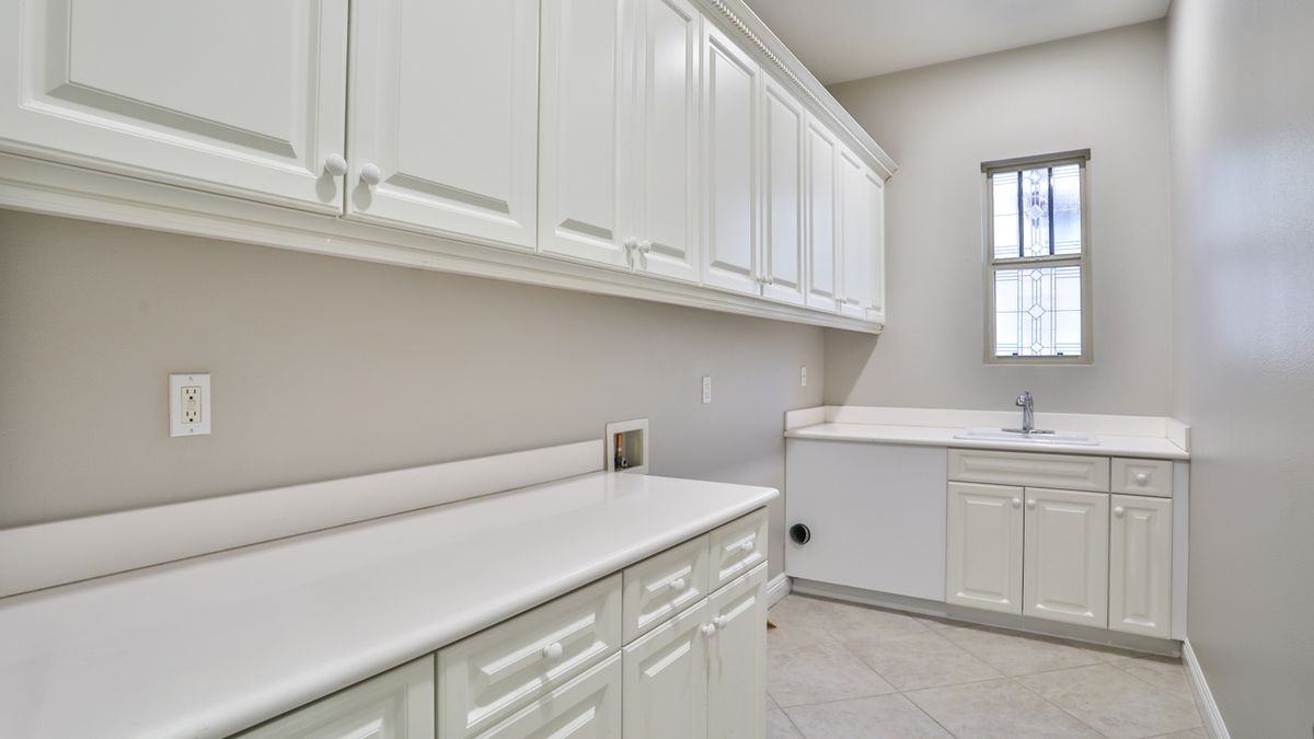 8134 Sunset Rose Dr - Photo 7 of 12