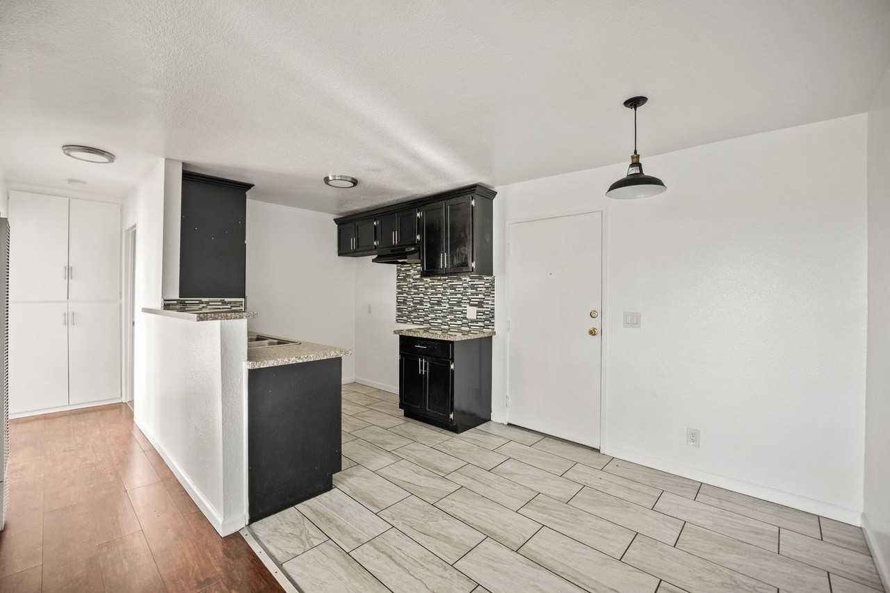 412 Coronado Ter - Photo 6 of 20