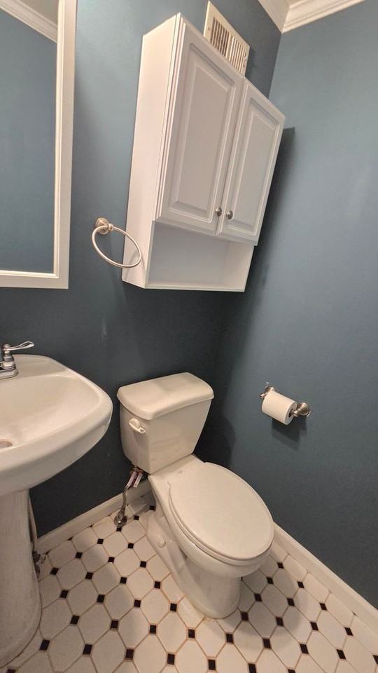 6638 Greenleigh Ln - Photo 5 of 29