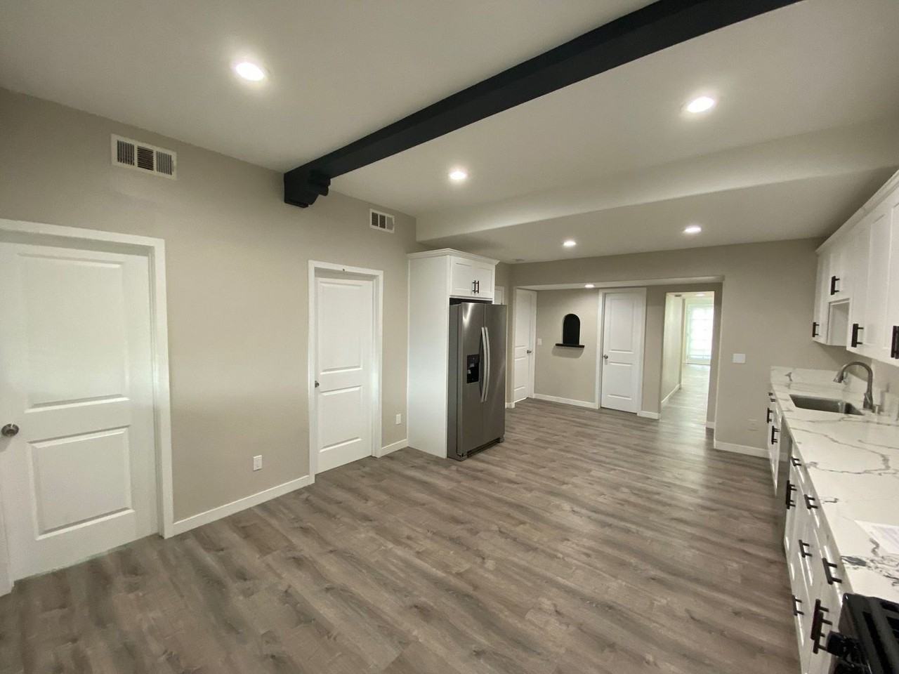 4841 Art St - Photo 7 of 21