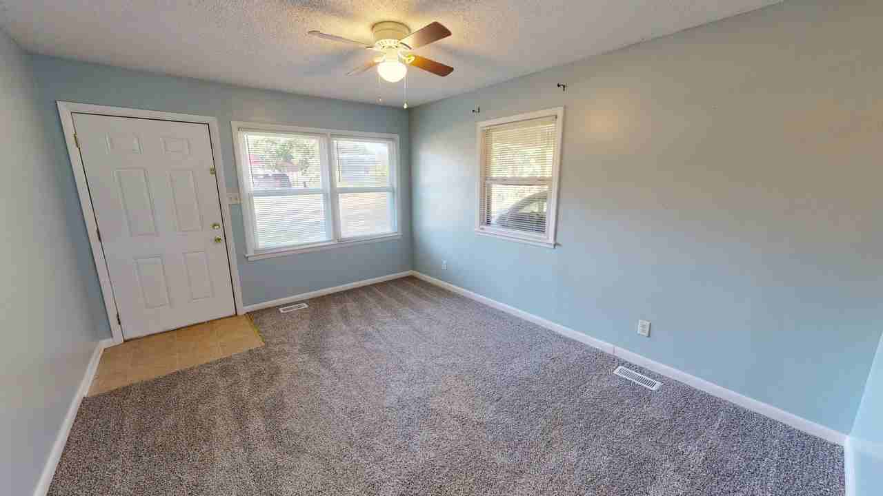 6013 Blairmore Pl - Photo 4 of 17