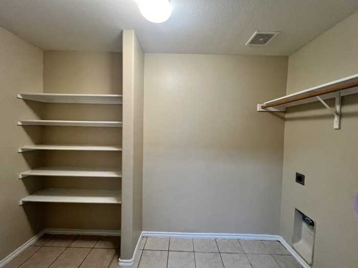 509 Paddle Dr - Photo 6 of 17