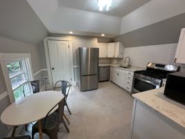 featured image of 18 Maple St