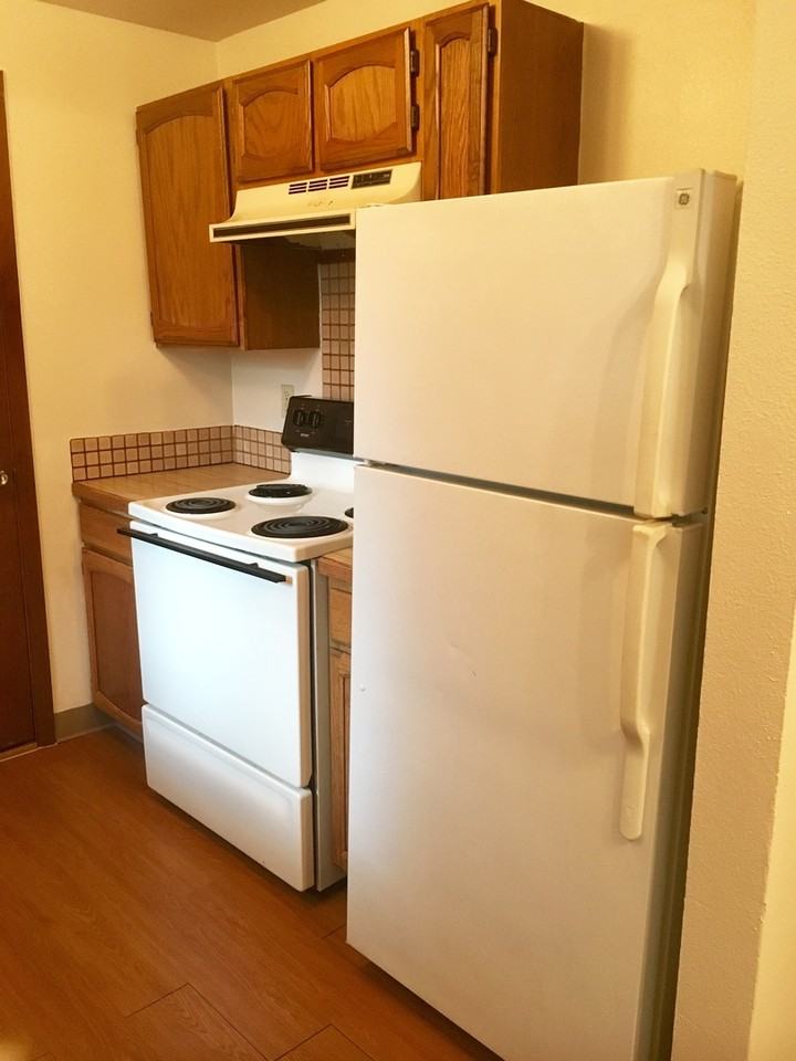 3317 Addy St - Photo 4 of 18