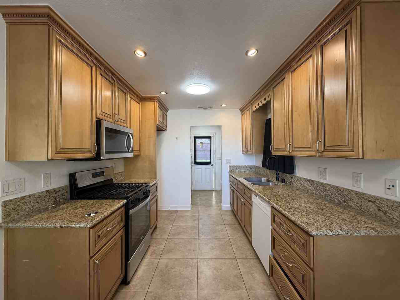 37617 5th St E - Photo 6 of 18