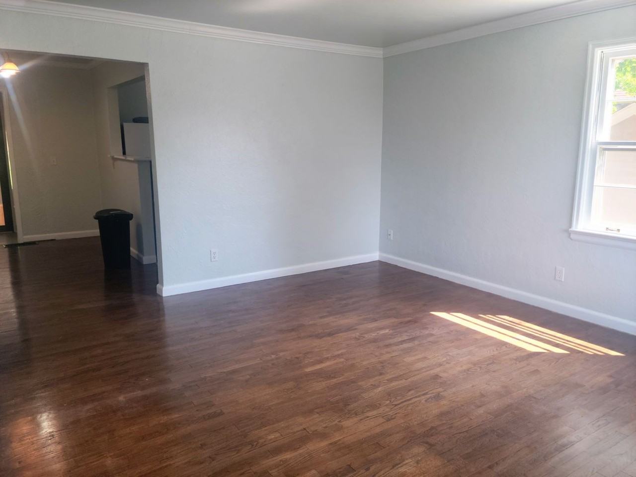 1211 Yale Ave - Photo 4 of 14