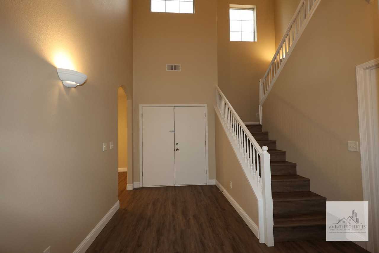 1845 N Pistachio Ave - Photo 5 of 20