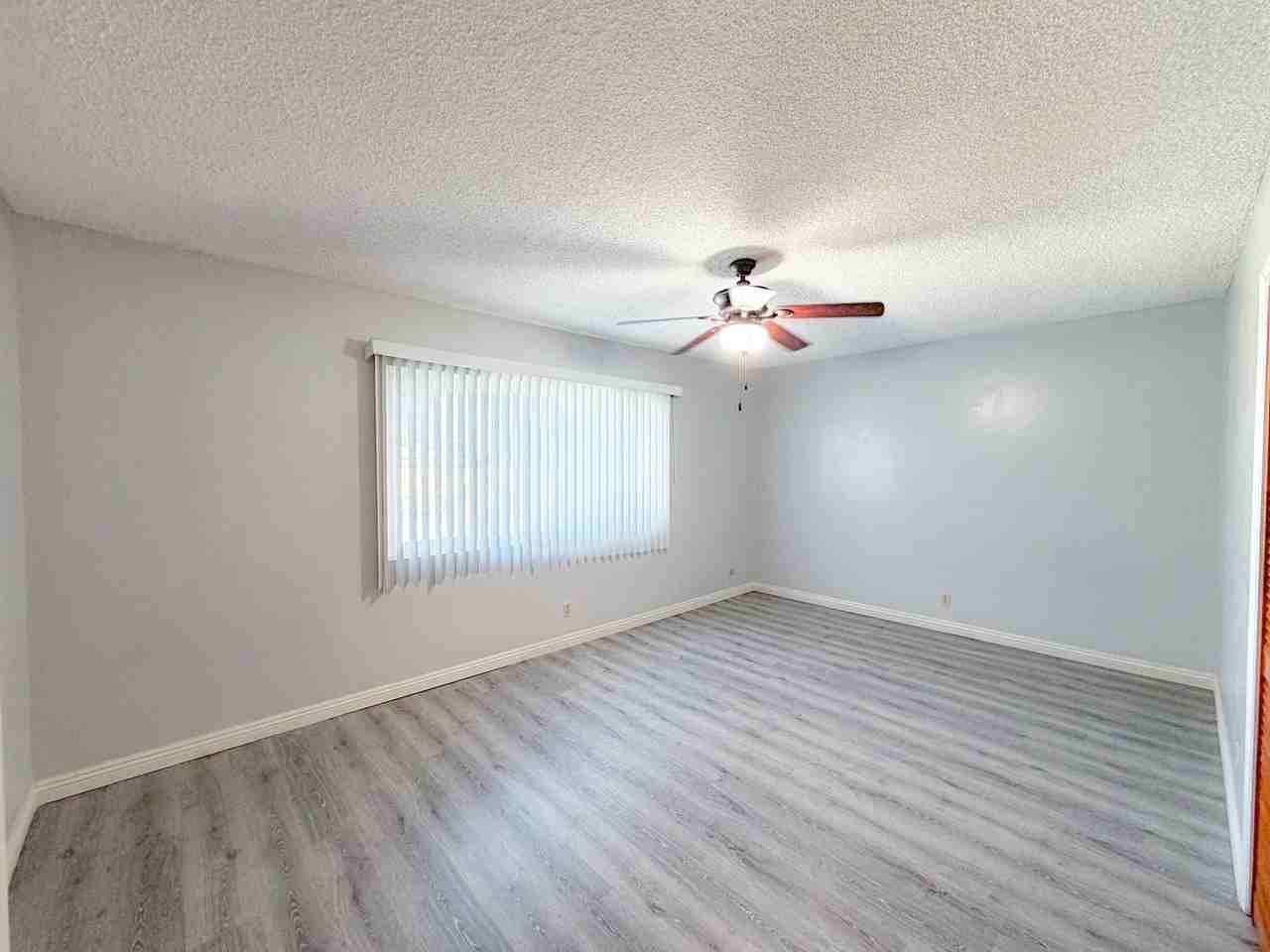 900 Kincaid Ave - Photo 7 of 21