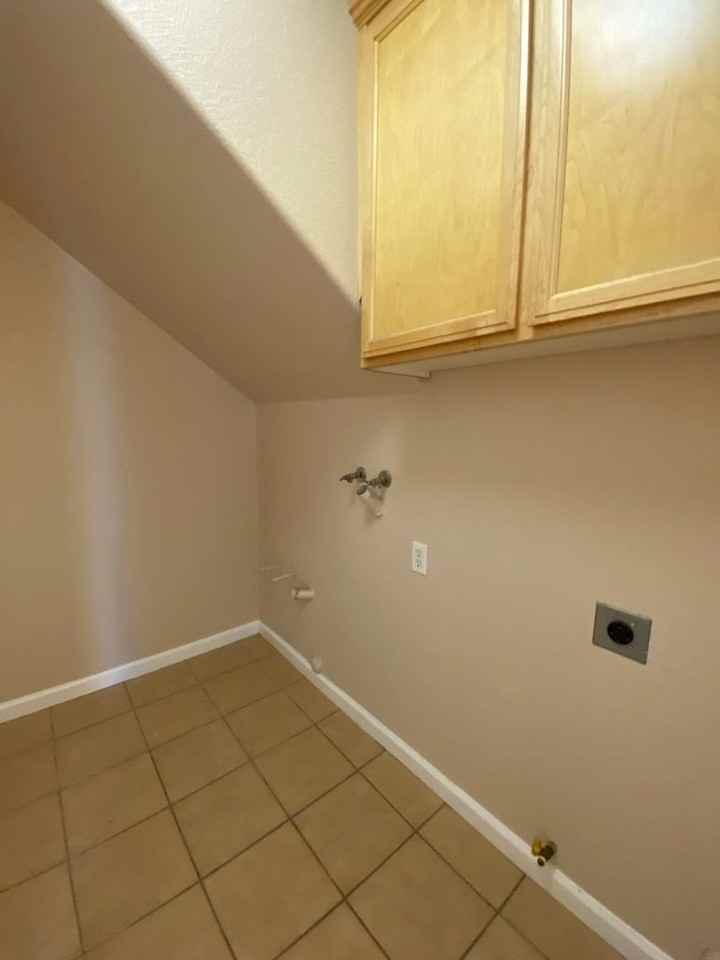 331 Sorento St - Photo 6 of 14