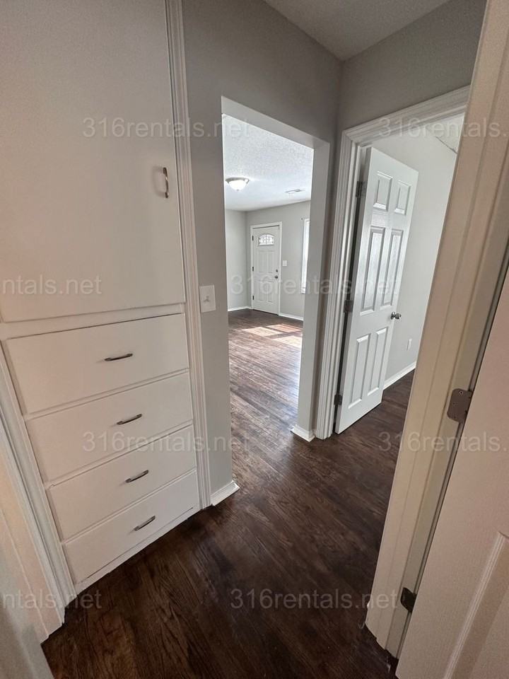 1239 N Dellrose Ave - Photo 7 of 7