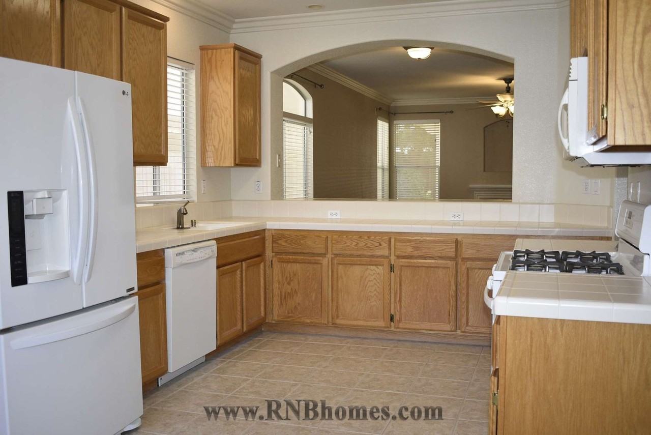 309 Quiet Star Ct - Photo 3 of 16