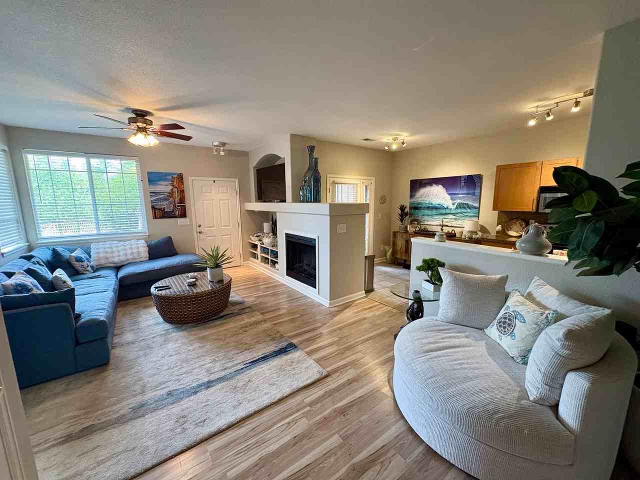 22580 E Ontario Dr
