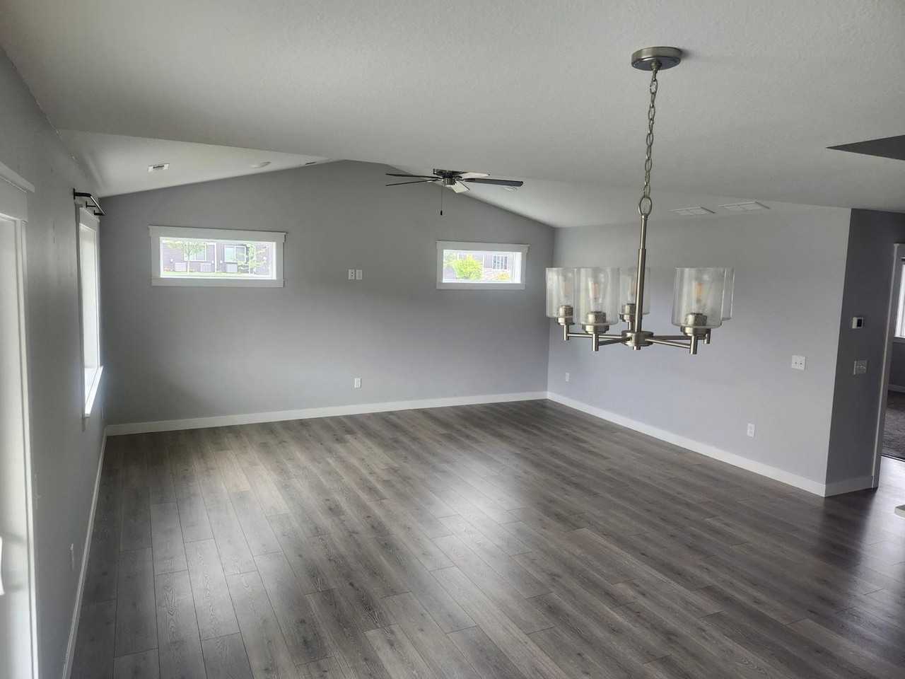 1581 Keanan Ln - Photo 5 of 24
