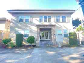 122 W Oak St - Photo 1 of 1