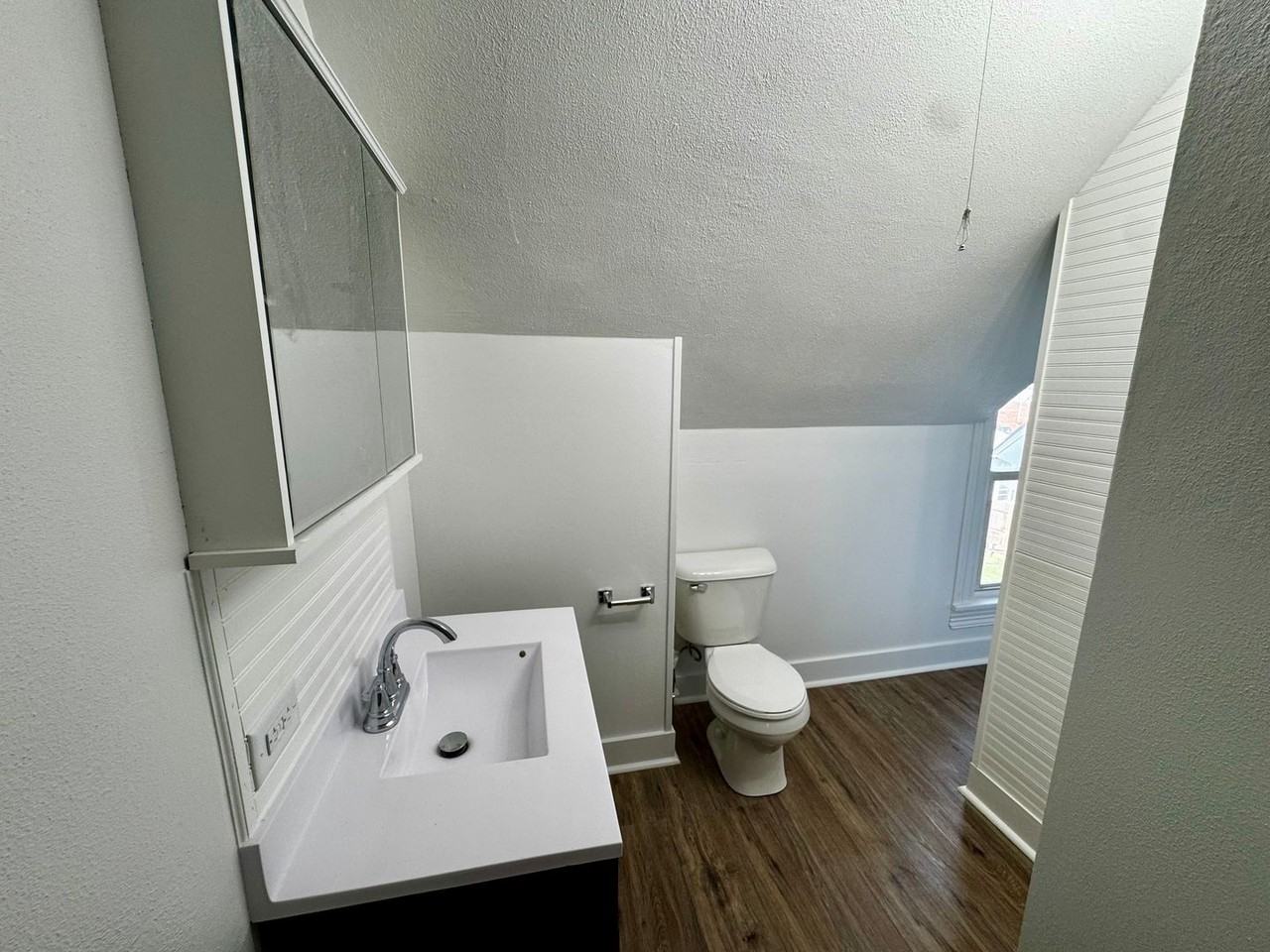 410 9th St - Photo 7 of 21