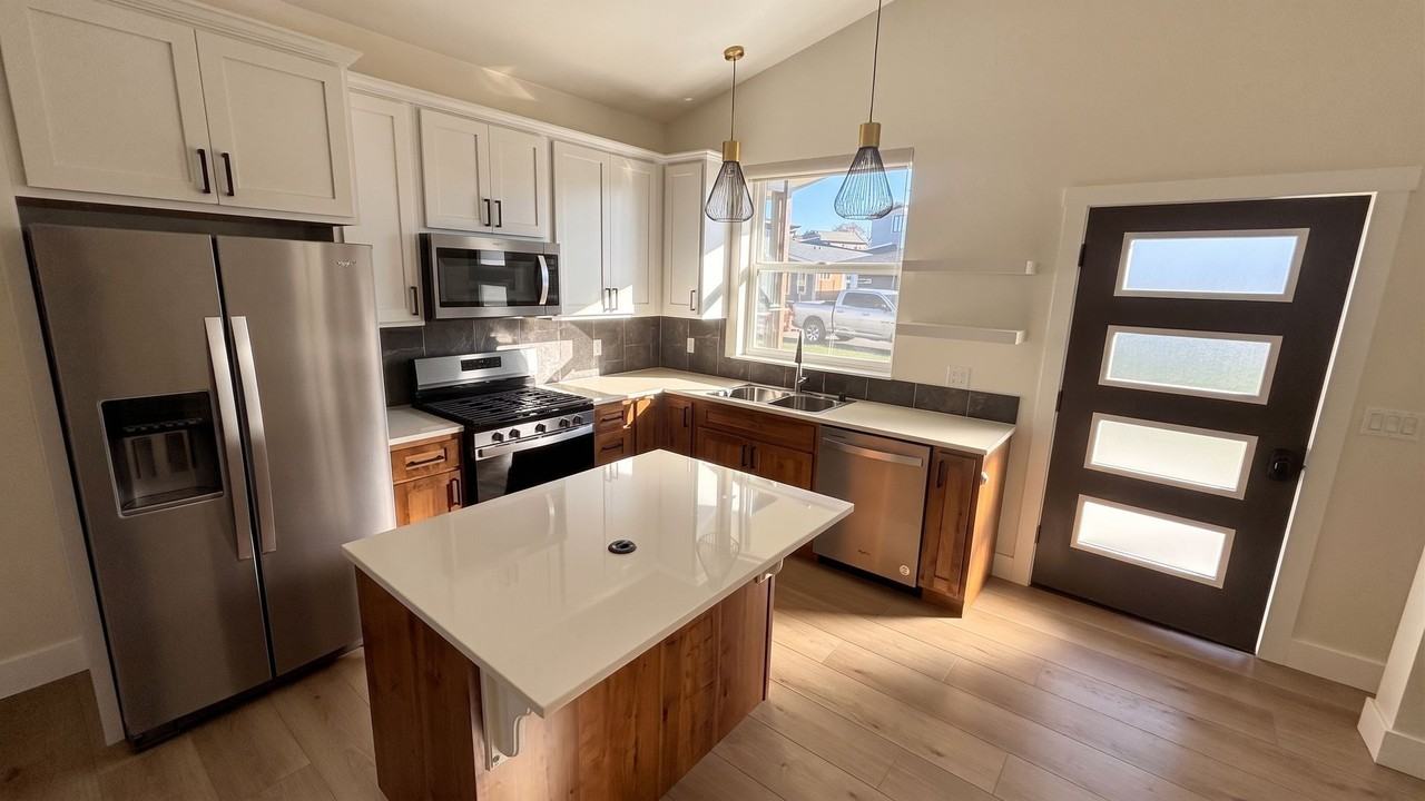 3040 Nellie Way - Photo 6 of 26