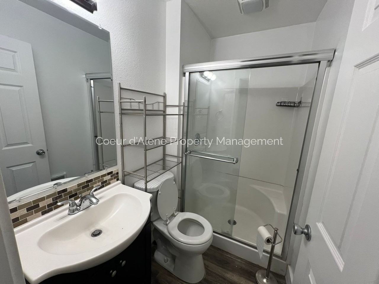 311 E Foster Ave #1 - Photo 5 of 7