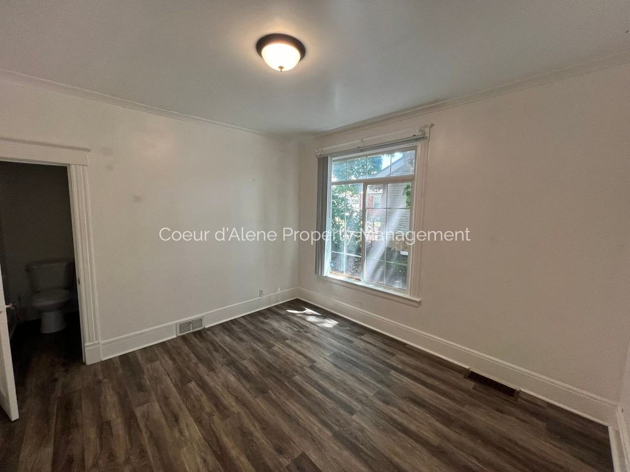 311 E Foster Ave #1 - Photo 6 of 7