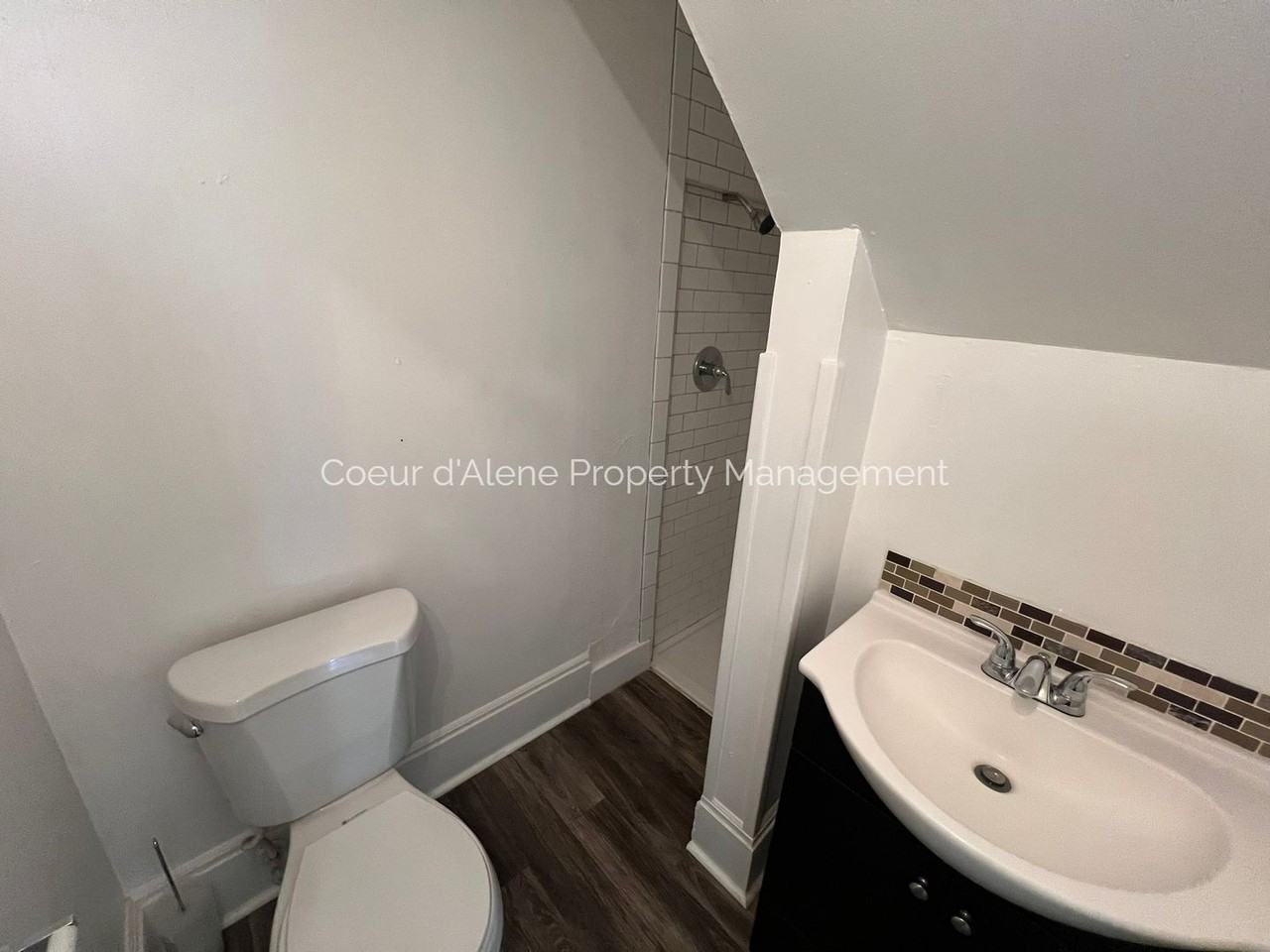 311 E Foster Ave #1 - Photo 7 of 7