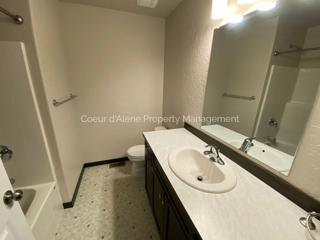 9026 N Scotsworth St - Photo 7 of 13