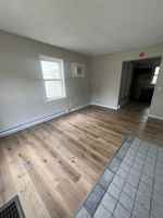 featured image of 1200 E Laurel St