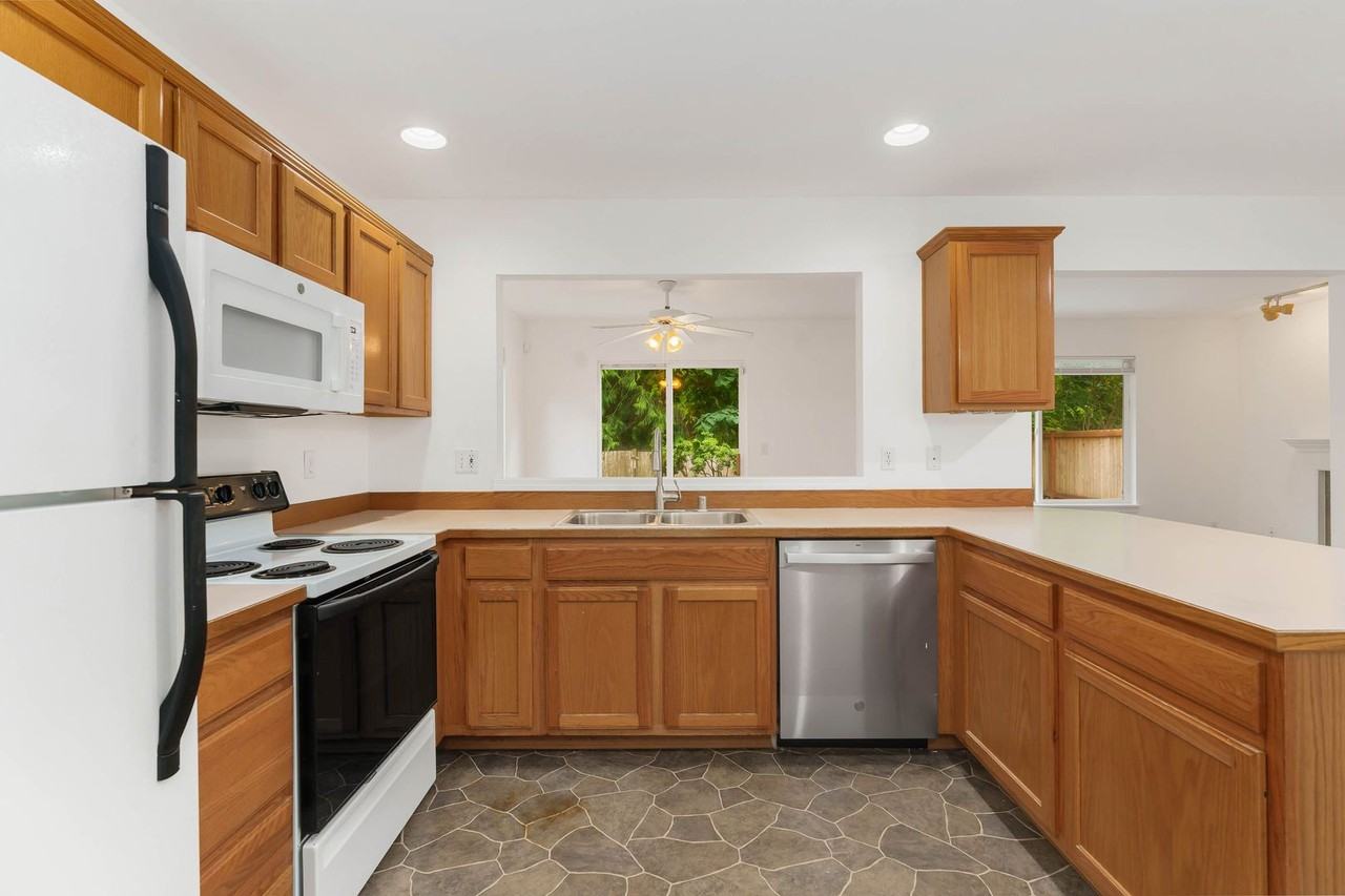 13388 Prospector Ridge Rd Se - Photo 4 of 18