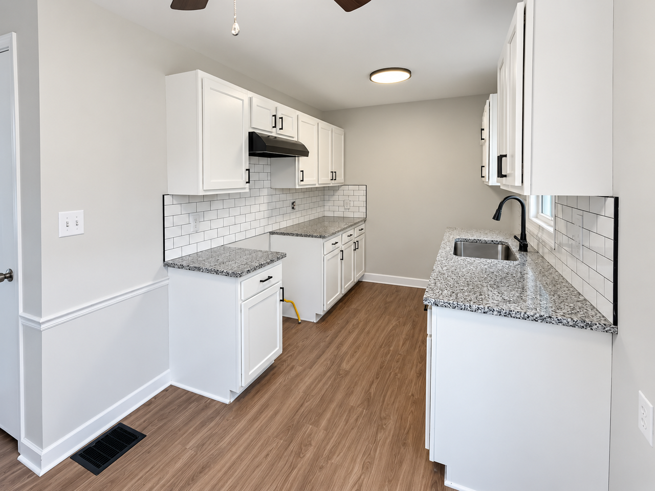 3314 Towers Ct S - Photo 5 of 16