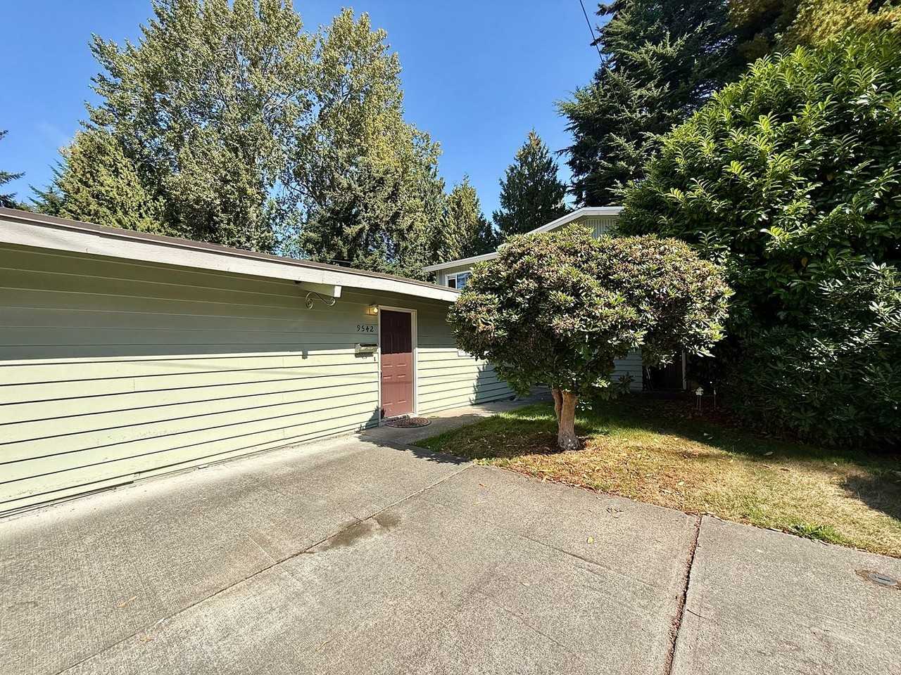 9542 8th Ave Nw - Photo 4 of 24