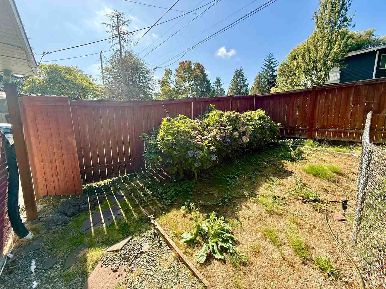 9542 8th Ave Nw - Photo 6 of 24
